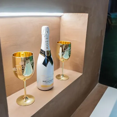 Luxury 酒店